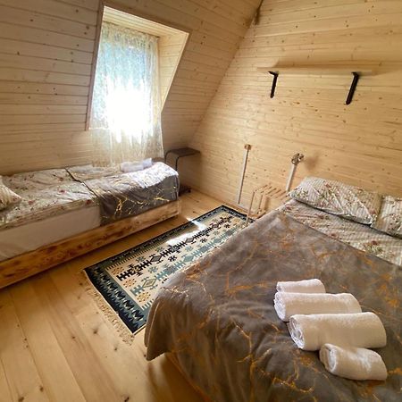 Guesthouse Venera メスティア エクステリア 写真