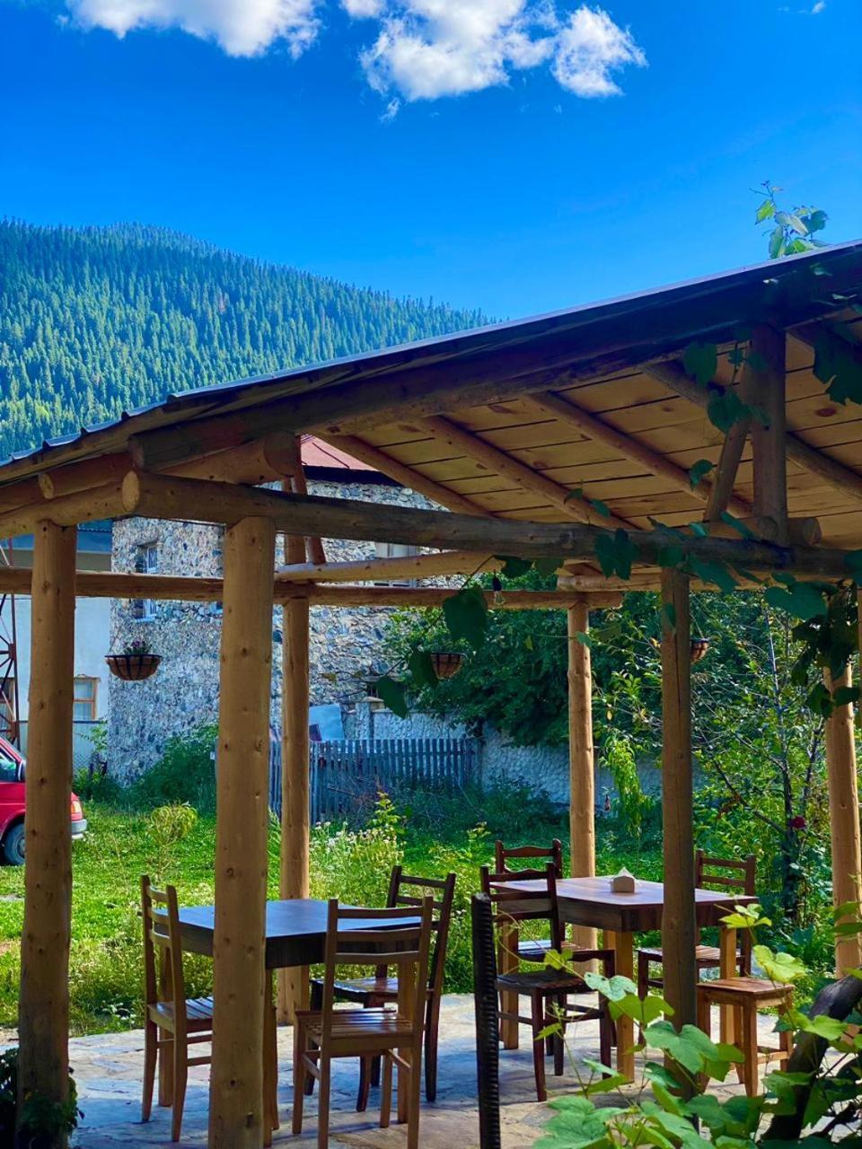 Guesthouse Venera メスティア エクステリア 写真